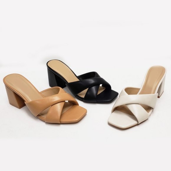 NEW Off White Twist Slip On Block Heel CUTE Sandal - Picture 10 of 12